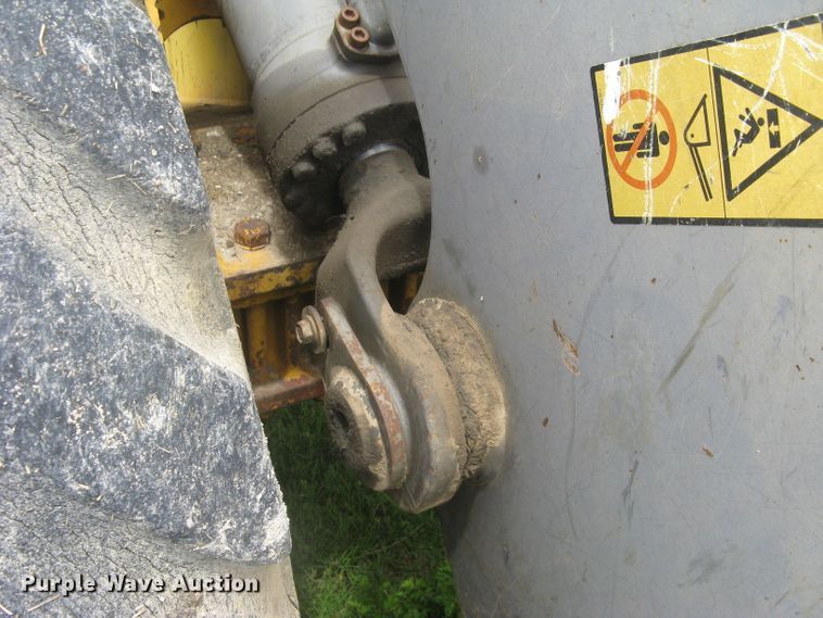 image for item DG5273 2001 Volvo L90D  wheel loader