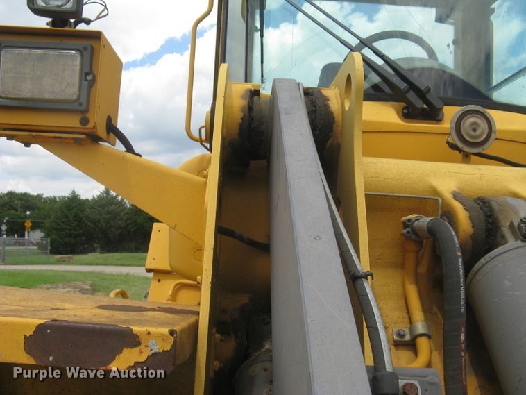 image for item DG5273 2001 Volvo L90D  wheel loader