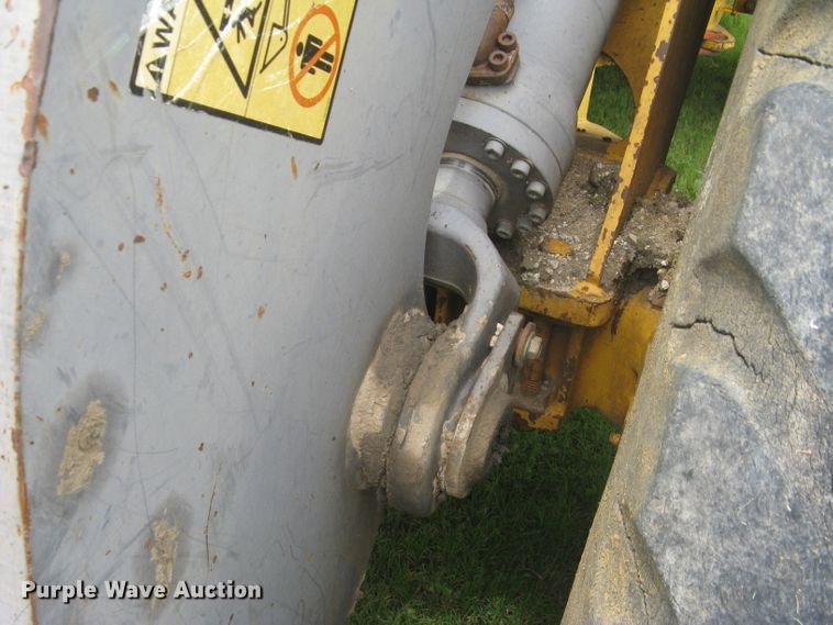 image for item DG5273 2001 Volvo L90D  wheel loader