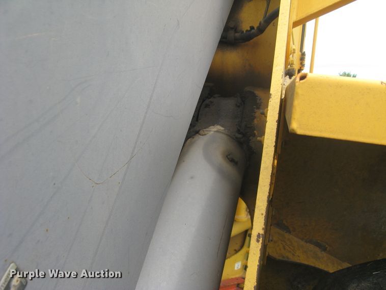 image for item DG5273 2001 Volvo L90D  wheel loader