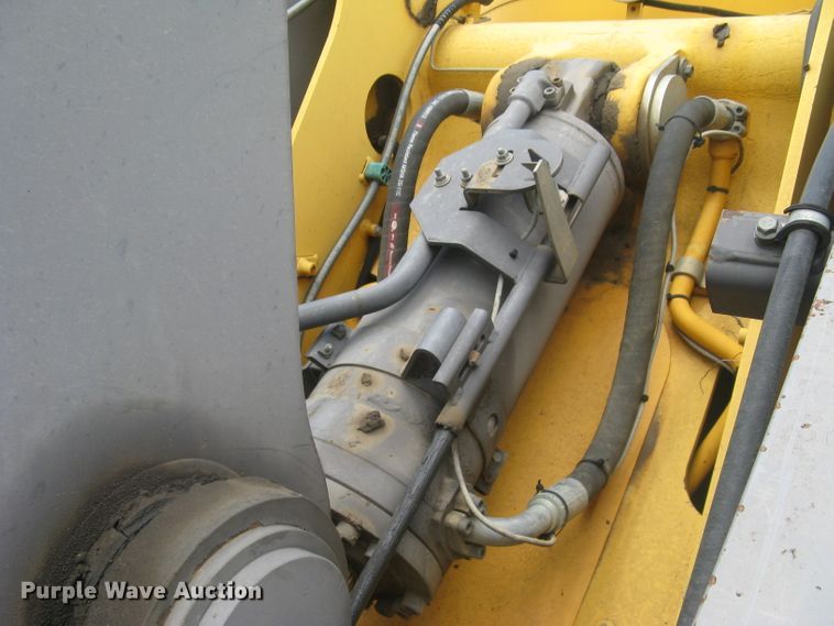 image for item DG5273 2001 Volvo L90D  wheel loader