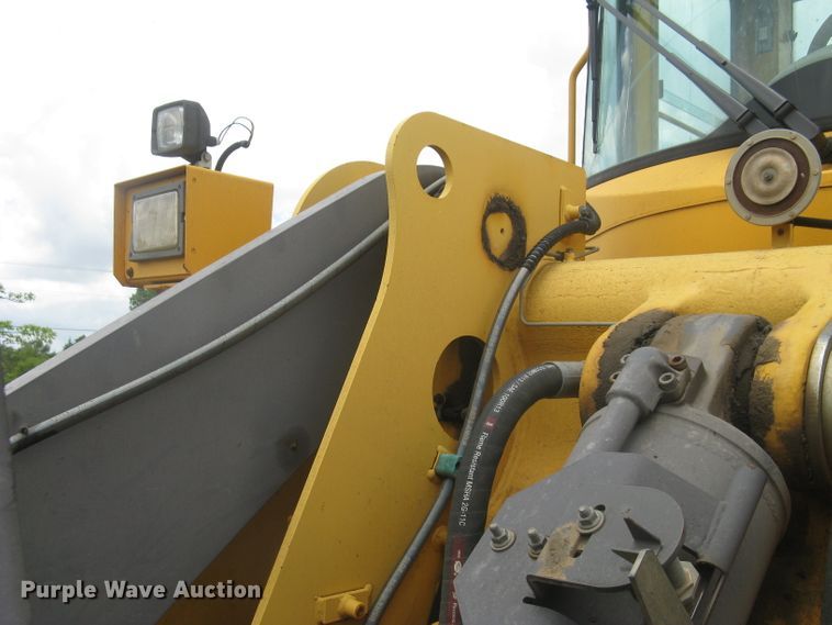 image for item DG5273 2001 Volvo L90D  wheel loader