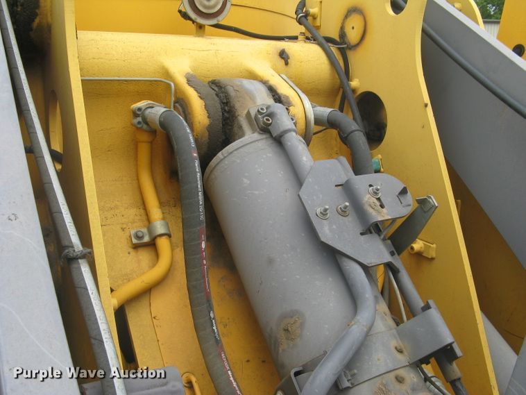 image for item DG5273 2001 Volvo L90D  wheel loader