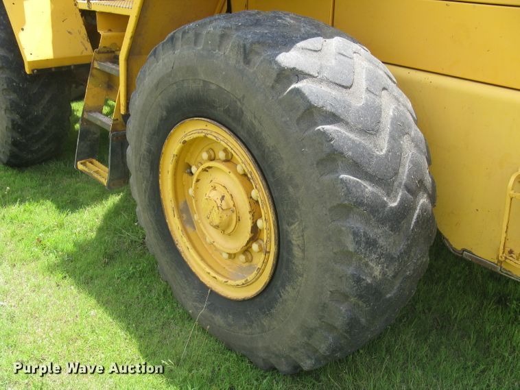 image for item DG5273 2001 Volvo L90D  wheel loader