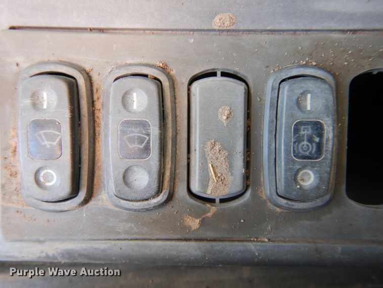 image for item DH5591 2002 Caterpillar 330CL  excavator