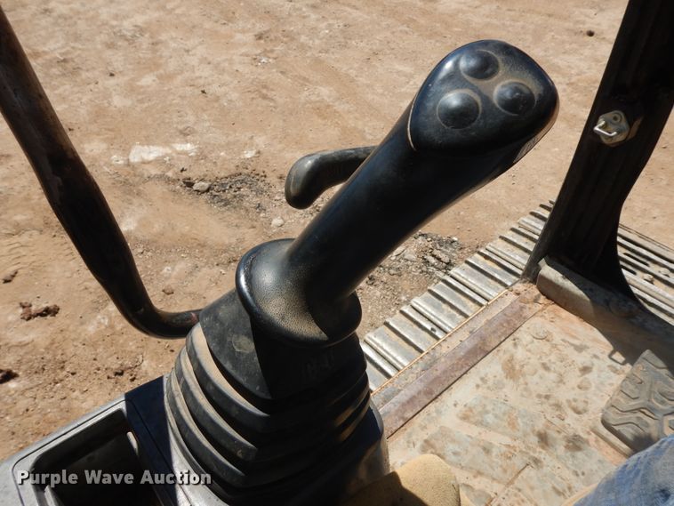 image for item DH5591 2002 Caterpillar 330CL  excavator