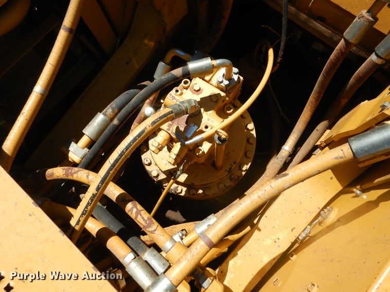 image for item DH5591 2002 Caterpillar 330CL  excavator