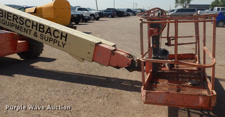 image for item DH5595 1999 JLG 600S  boom lift