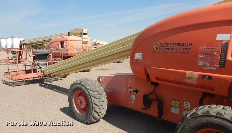 image for item DH5595 1999 JLG 600S  boom lift