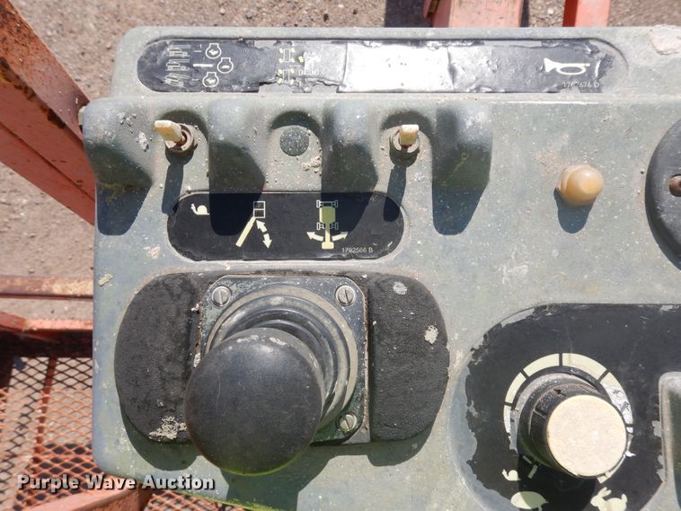 image for item DH5595 1999 JLG 600S  boom lift