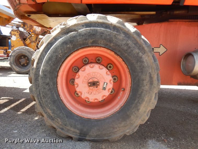 image for item DH5595 1999 JLG 600S  boom lift