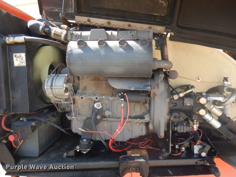 image for item DH5596 1998 JLG 600SJ  boom lift