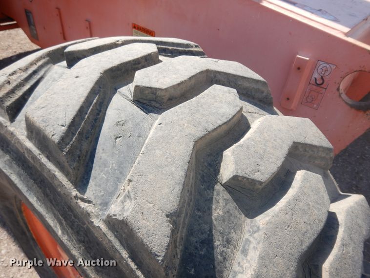 image for item DH5596 1998 JLG 600SJ  boom lift