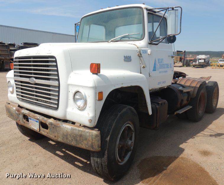 image for item DH5598 1973 Ford 9000  semi truck