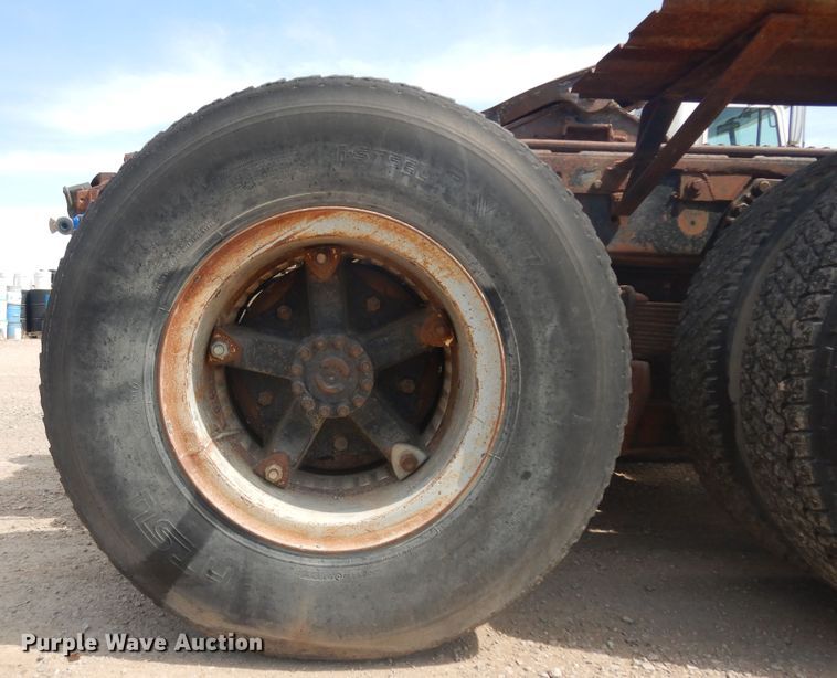 image for item DH5598 1973 Ford 9000  semi truck