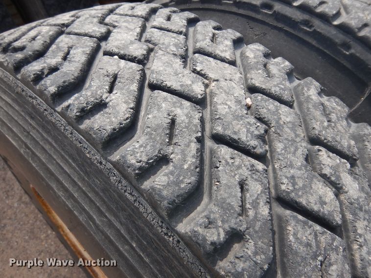 image for item DH5598 1973 Ford 9000  semi truck