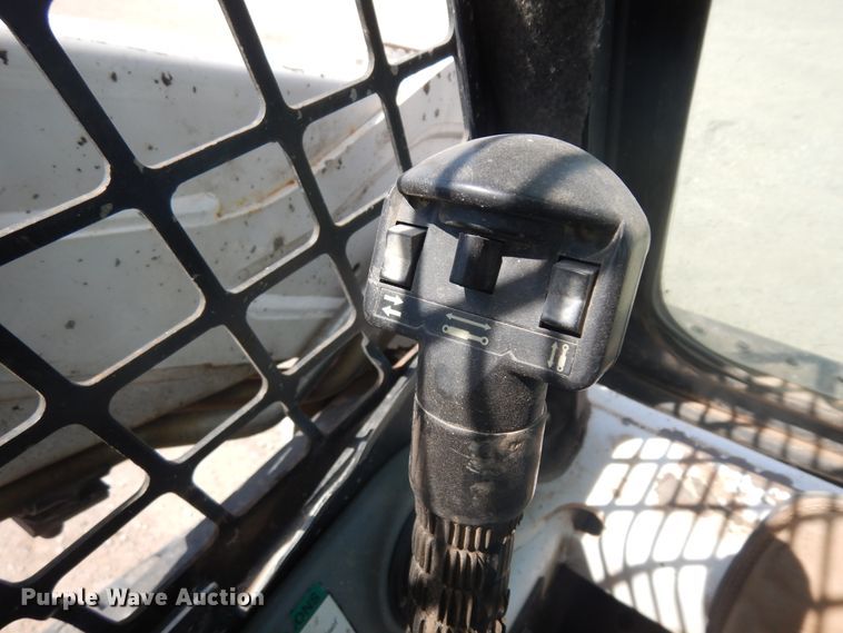 image for item DH5599 2006 Bobcat T190  tracked skid steer loader