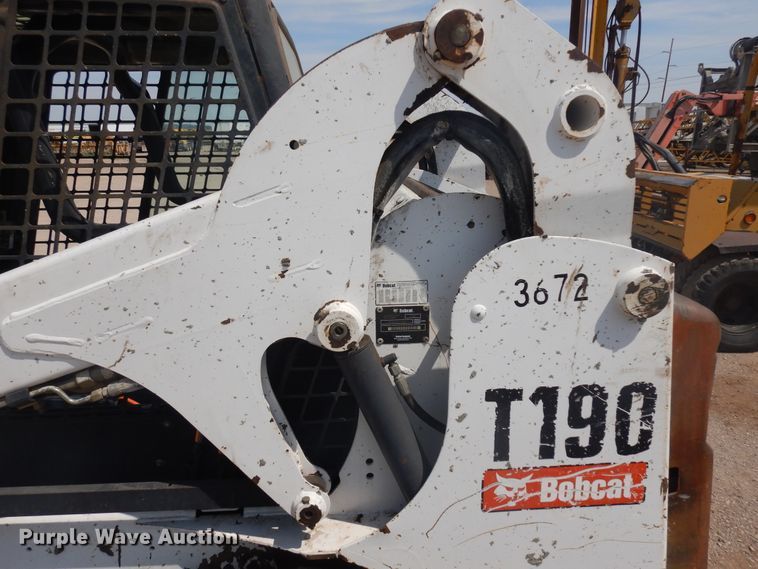 image for item DH5599 2006 Bobcat T190  tracked skid steer loader