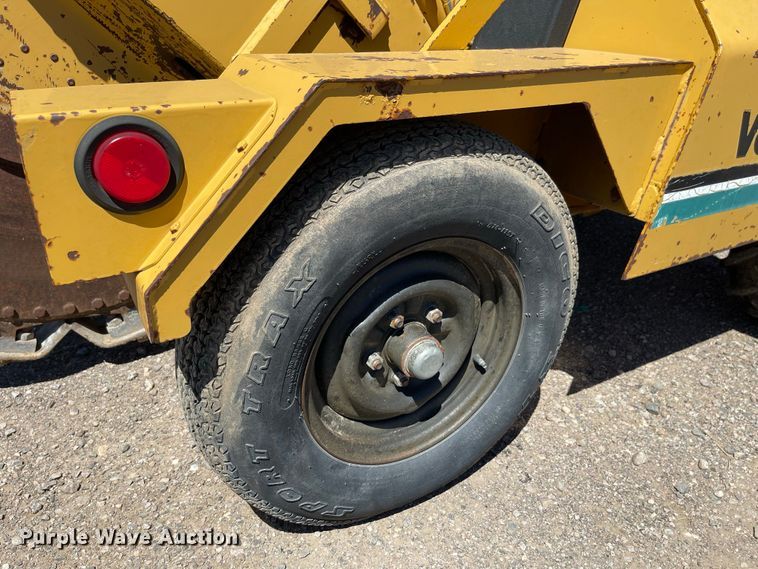 image for item DH5601 1994 Vermeer TC4  compactor