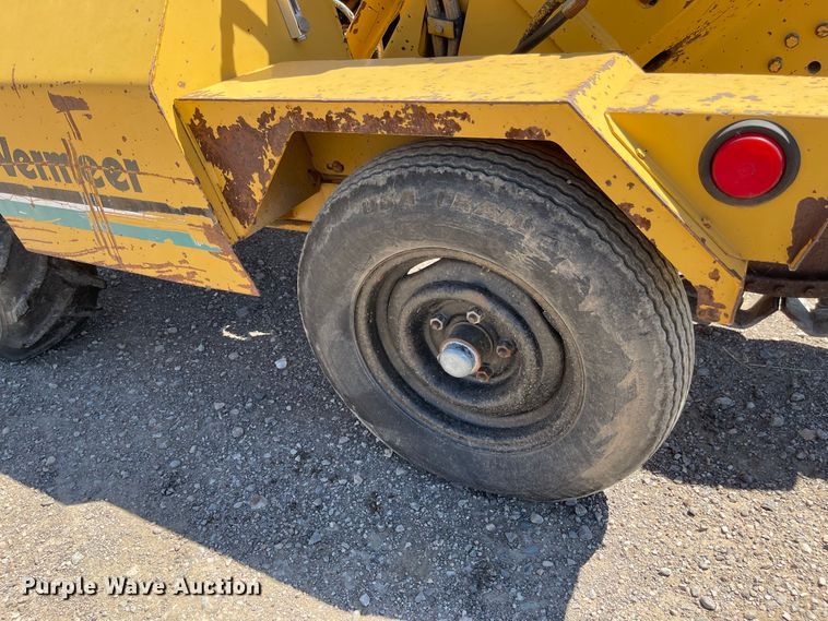 image for item DH5601 1994 Vermeer TC4  compactor