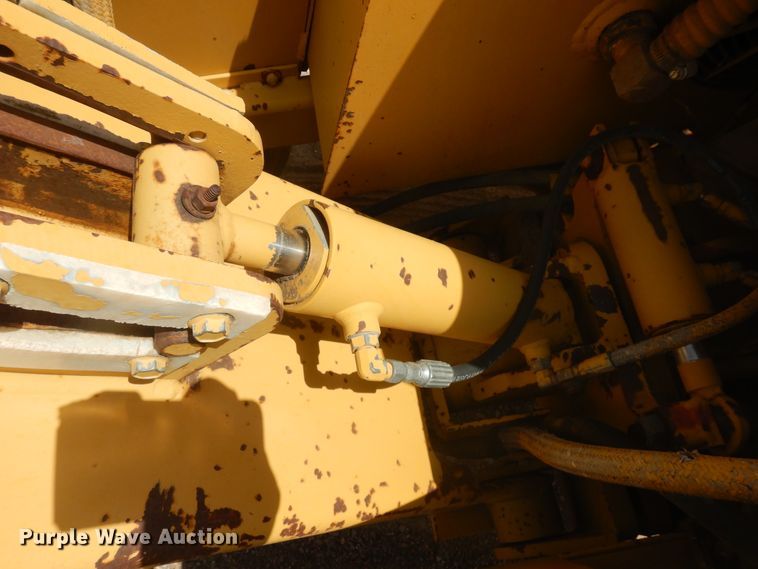 image for item DH5602 1994 Vermeer TC4  trench compactor