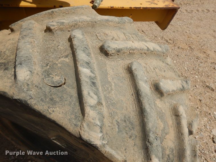 image for item DH5602 1994 Vermeer TC4  trench compactor