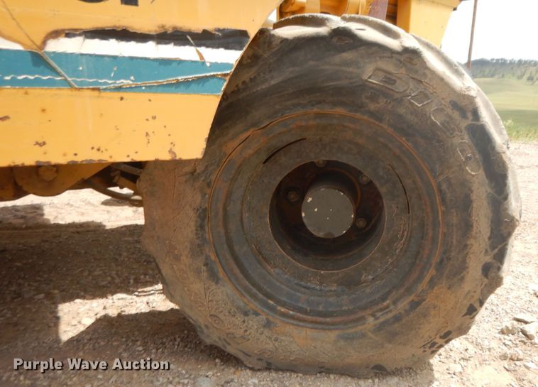 image for item DH5602 1994 Vermeer TC4  trench compactor