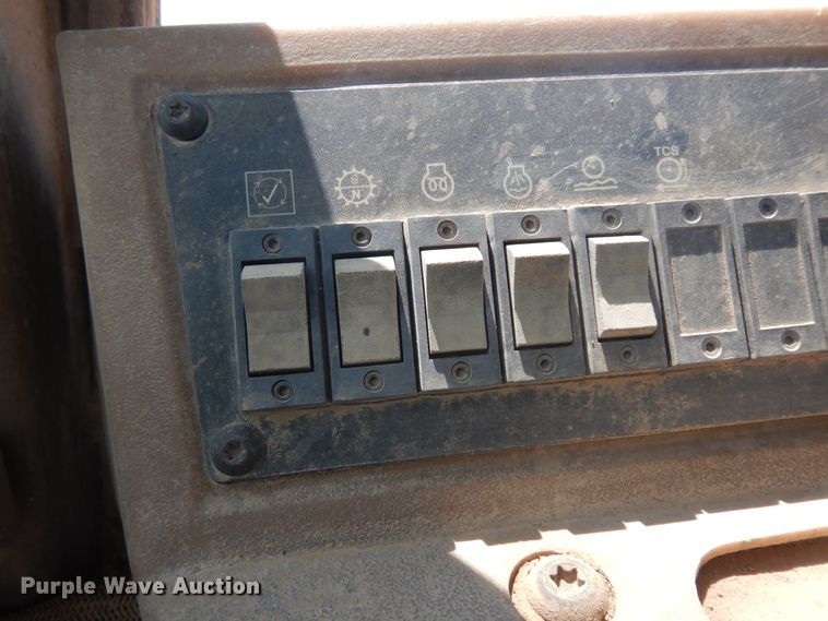 image for item DH5604 1997 Caterpillar 960F  wheel loader