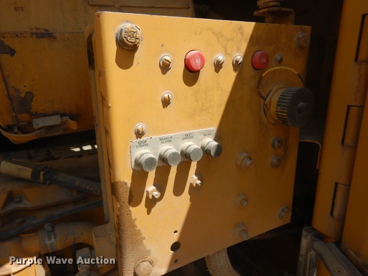 image for item DH5604 1997 Caterpillar 960F  wheel loader