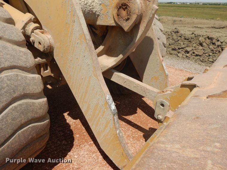 image for item DH5604 1997 Caterpillar 960F  wheel loader