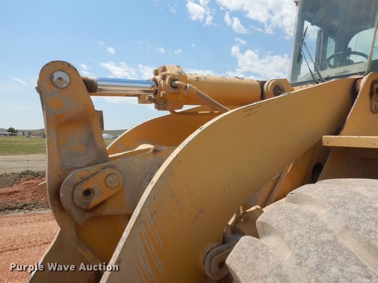 image for item DH5604 1997 Caterpillar 960F  wheel loader