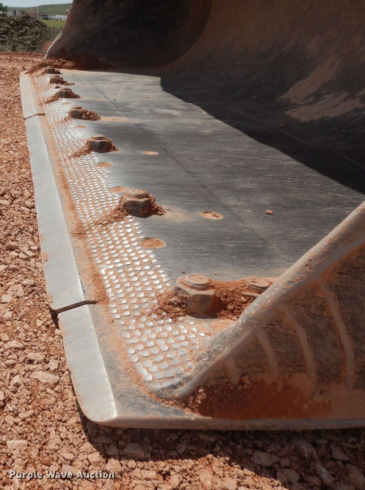 image for item DH5604 1997 Caterpillar 960F  wheel loader