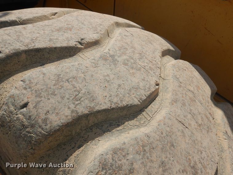 image for item DH5604 1997 Caterpillar 960F  wheel loader