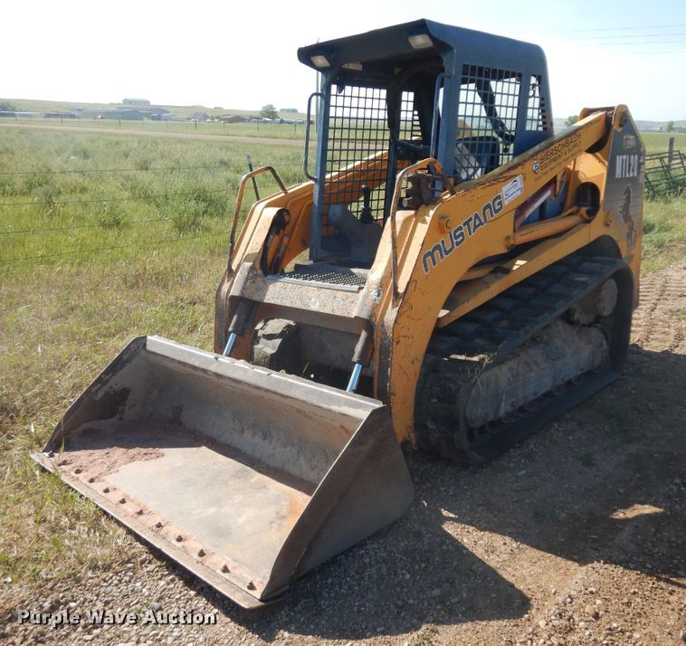 image for item DH5606 2008 Mustang MTL20  tracked skid steer loader