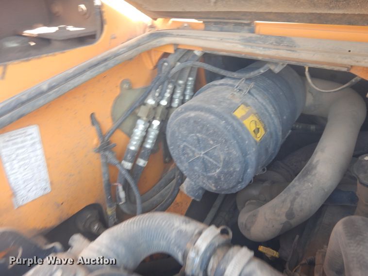 image for item DH5606 2008 Mustang MTL20  tracked skid steer loader