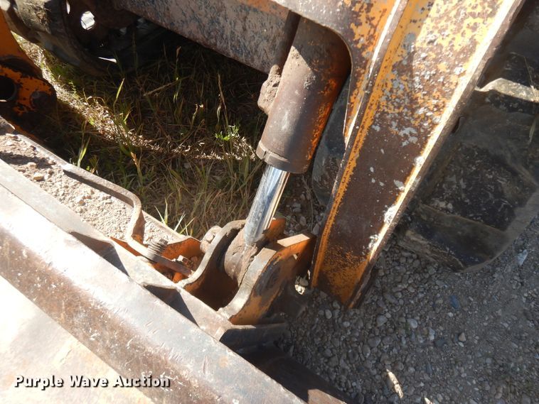 image for item DH5606 2008 Mustang MTL20  tracked skid steer loader