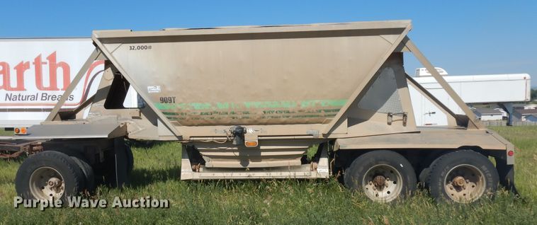 image for item DH5607 1993 Beall  bottom dump trailer