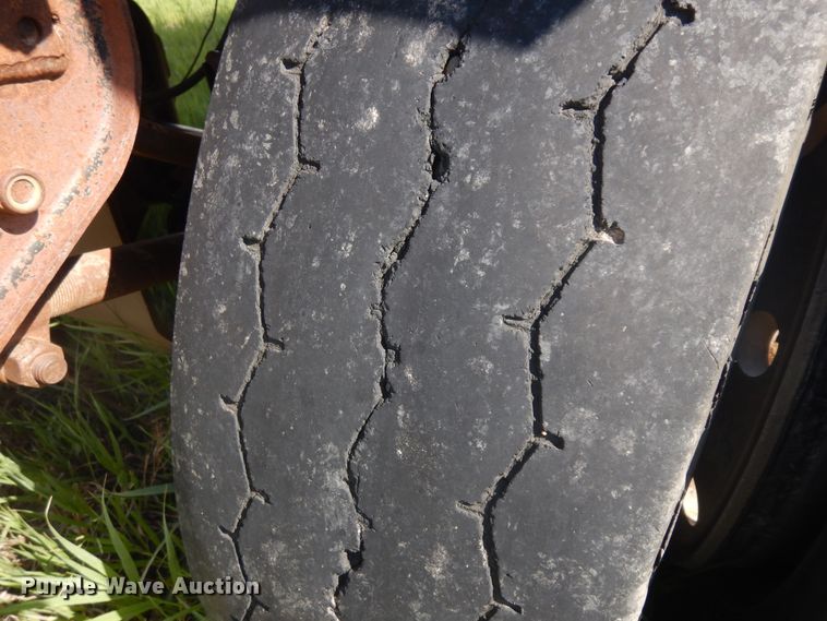 image for item DH5607 1993 Beall  bottom dump trailer