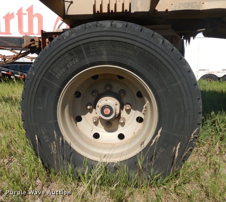 image for item DH5607 1993 Beall  bottom dump trailer