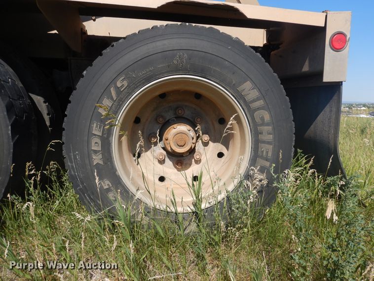 image for item DH5607 1993 Beall  bottom dump trailer