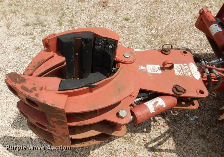 image for item DH7252 Ezspotur  skid steer grapple