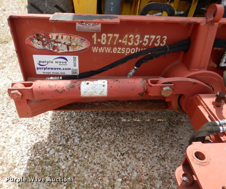 image for item DH7252 Ezspotur  skid steer grapple