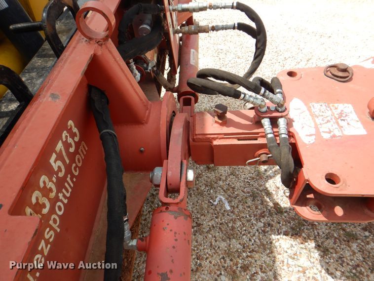 image for item DH7252 Ezspotur  skid steer grapple