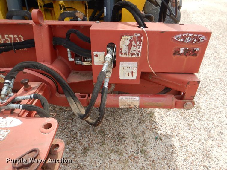 image for item DH7252 Ezspotur  skid steer grapple