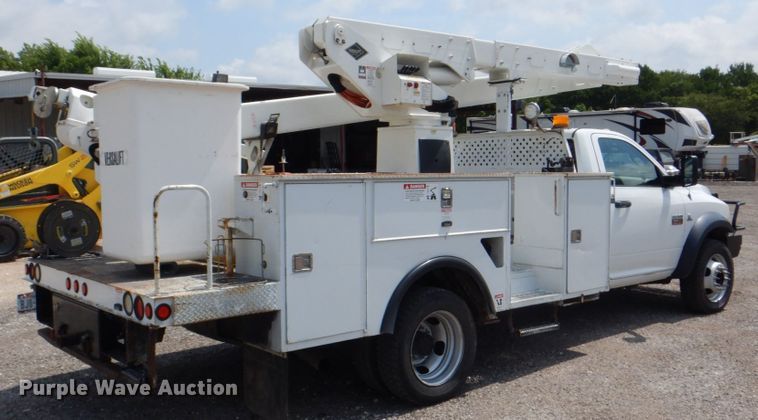 image for item DH7253 2011 Dodge Ram 5500HD  bucket truck