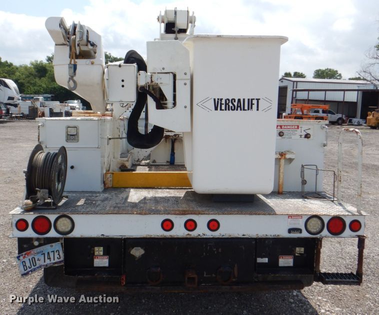 image for item DH7253 2011 Dodge Ram 5500HD  bucket truck