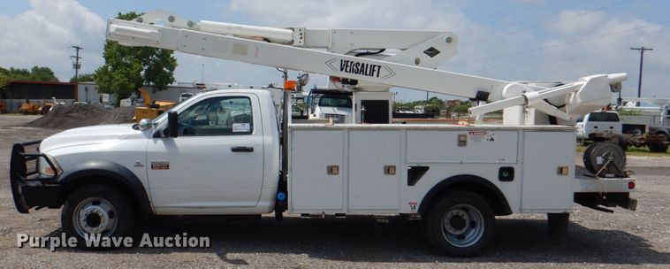 image for item DH7253 2011 Dodge Ram 5500HD  bucket truck