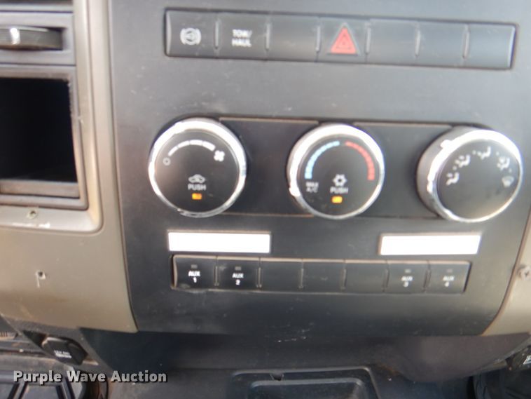 image for item DH7253 2011 Dodge Ram 5500HD  bucket truck