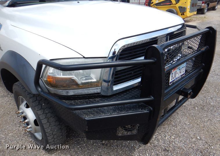 image for item DH7253 2011 Dodge Ram 5500HD  bucket truck