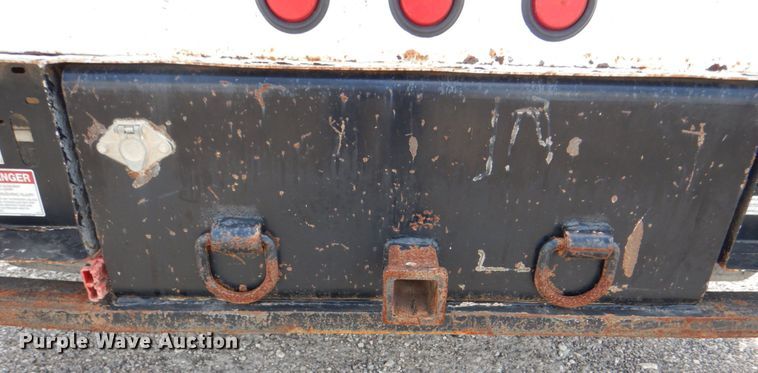 image for item DH7253 2011 Dodge Ram 5500HD  bucket truck